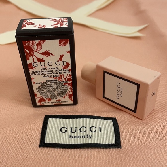 🧡GUCCI BEAUTY COSMETIC MAKE UP BAG/POUCH  🧡 - Picture 4 of 16